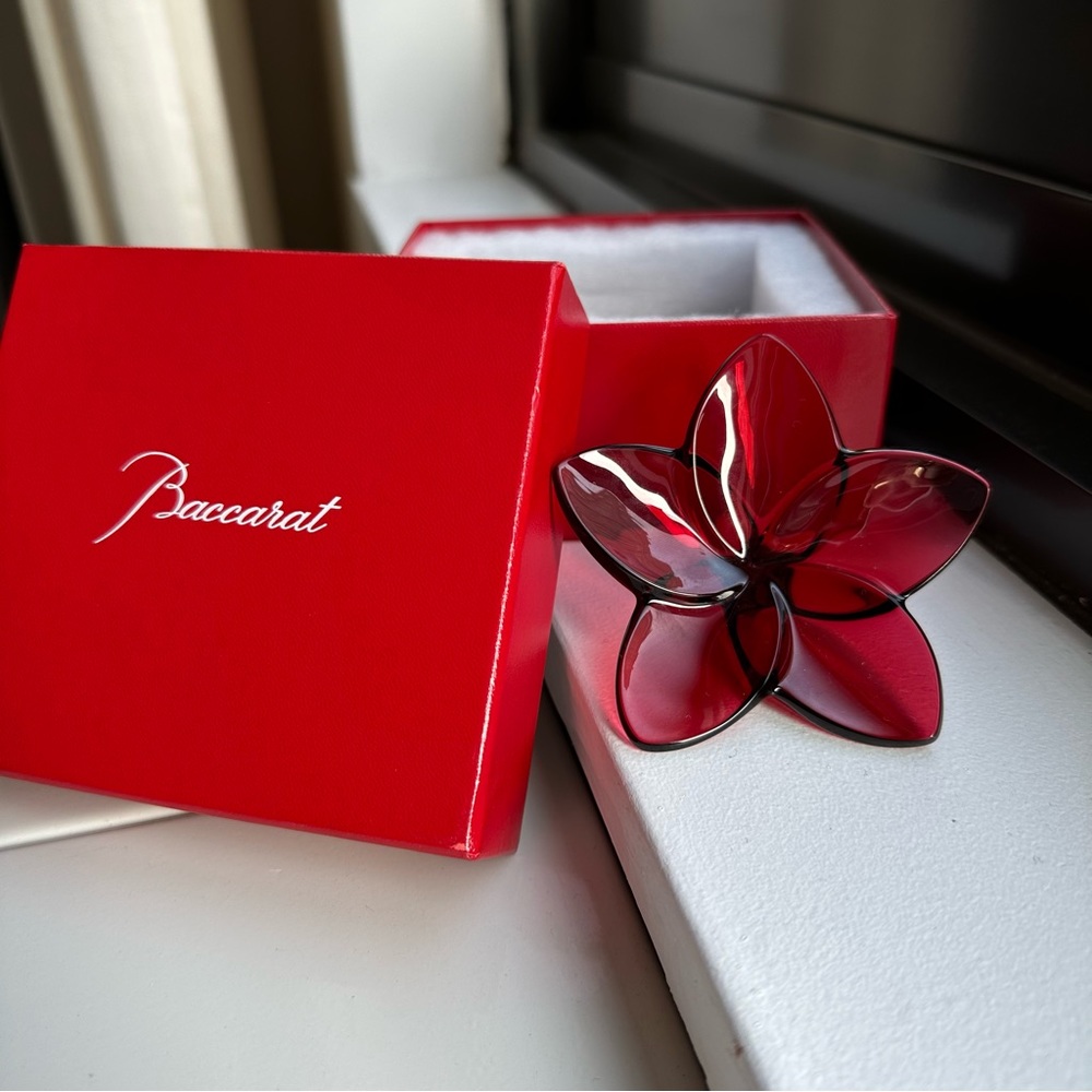 Baccarat Bloom Red Crystal Flower Fleur | The Bloom Collection